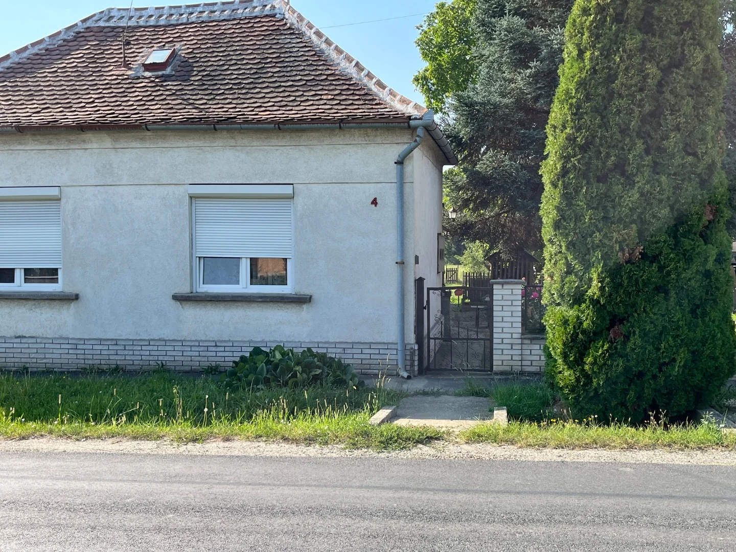 Eladó családi ház Dozmat Ady Endre