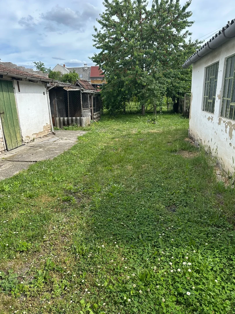 Eladó családi ház Pápa Fiumei - Kép 9