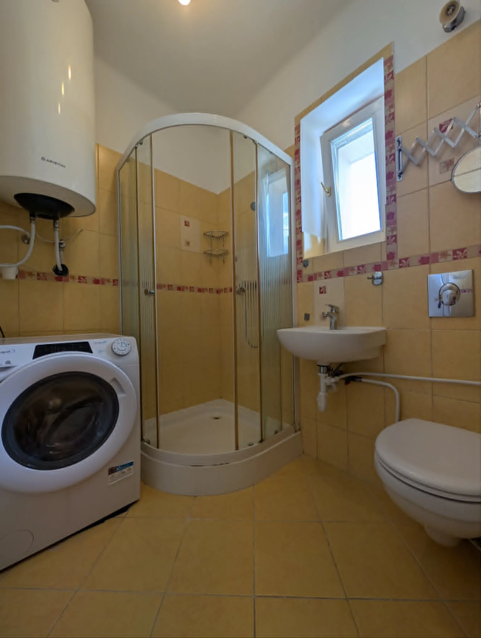 Kiadó lakás Pécs Magaslsti út - Kép 8