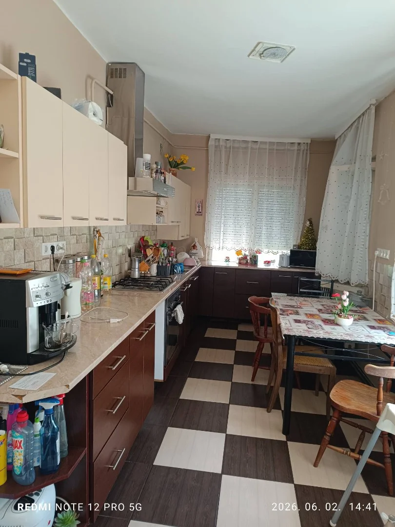Eladó családi ház Öcsöd Köztársaság ut - Kép 2