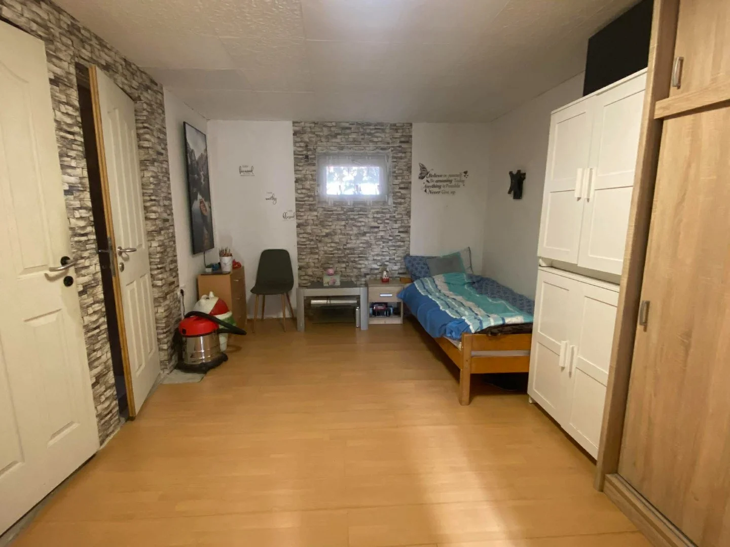 Eladó családi ház Baracs - Kép 12