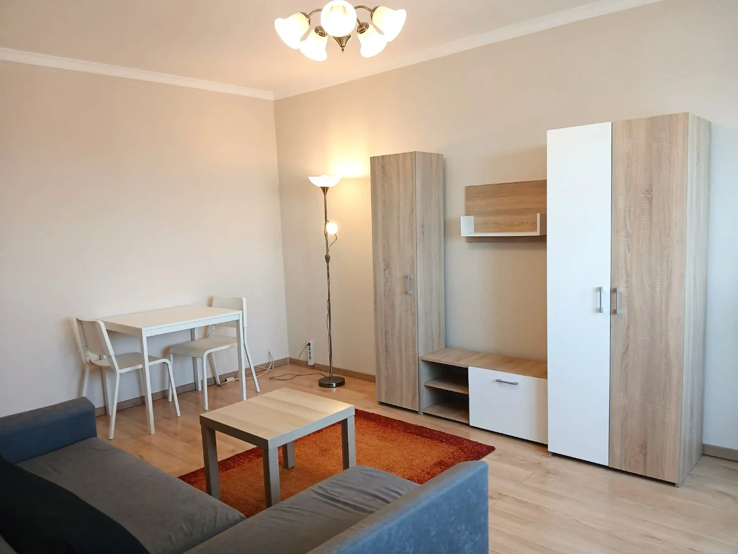 Eladó panel lakás Debrecen Kossuth utca - Kép 2