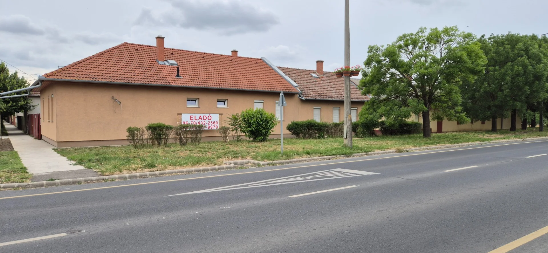 Eladó családi ház Törökszentmiklós - Kép 8