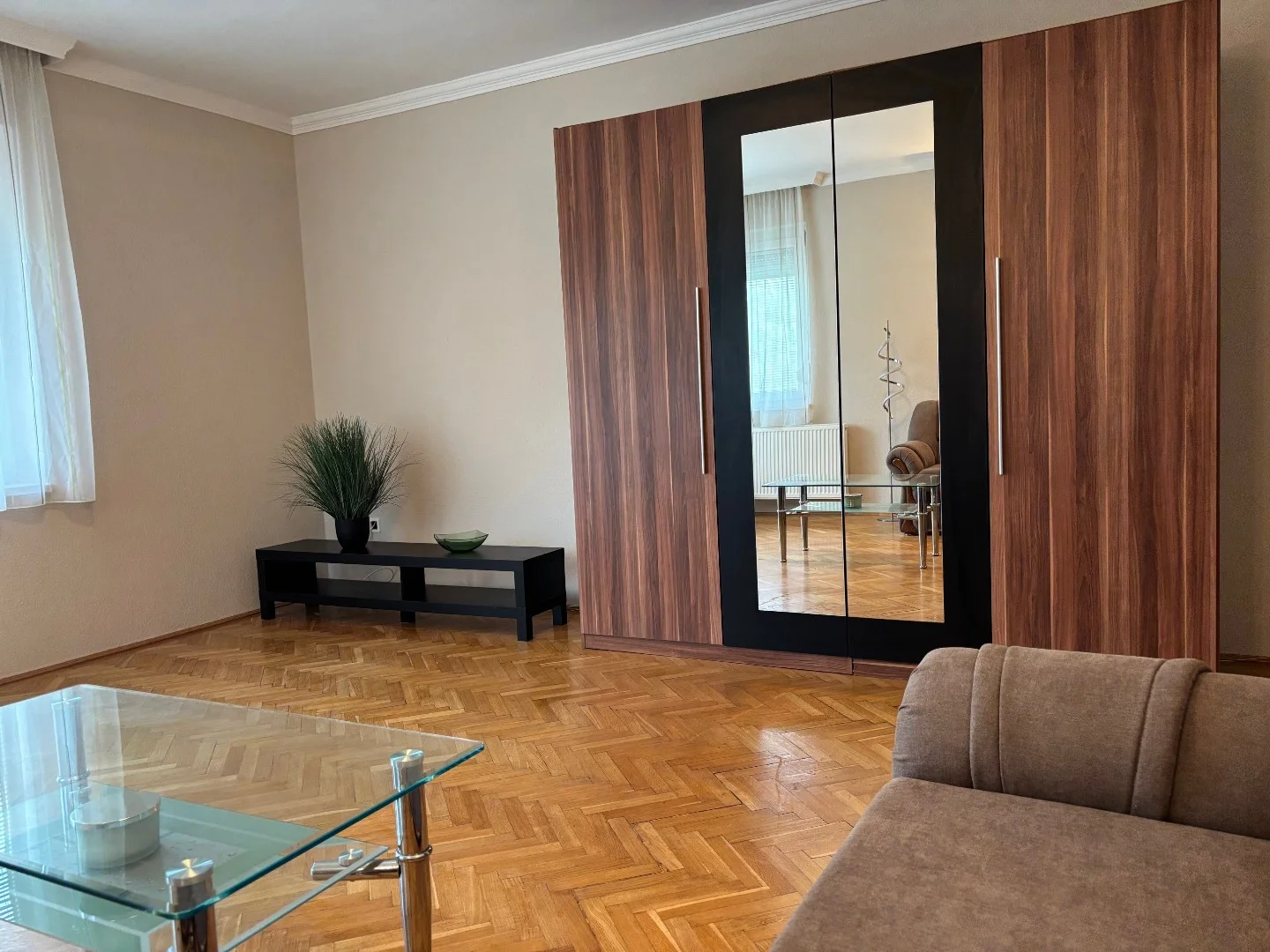 Kiadó tégla lakás Debrecen - Kép 2