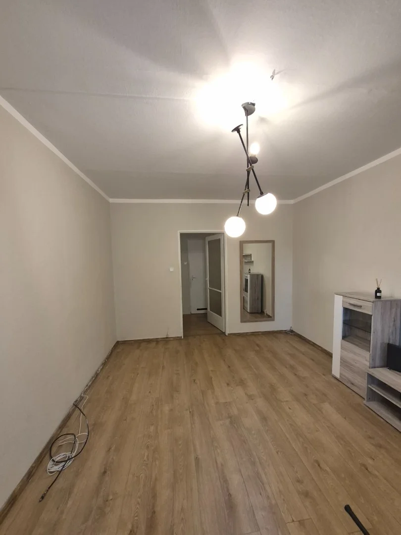 Eladó panel lakás Pécs Berek utca - Kép 6