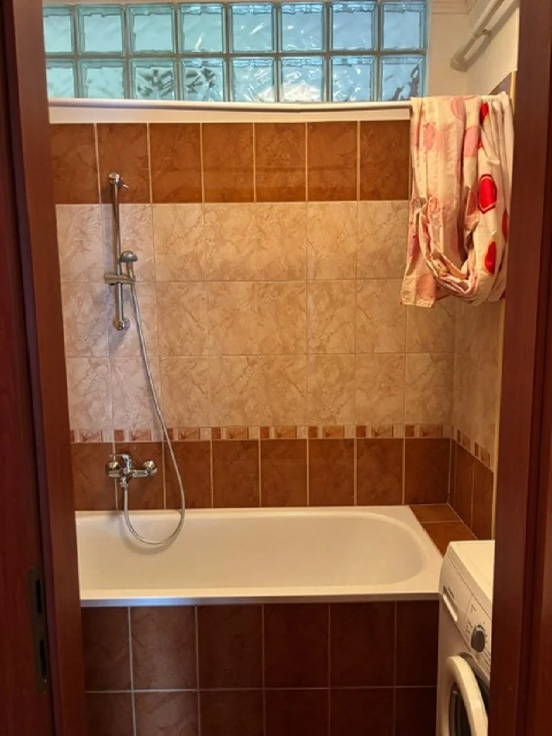 Kiadó tégla lakás Debrecen - Kép 9