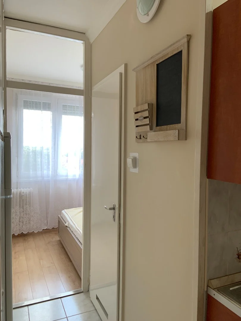 Eladó panel lakás Debrecen Kossuth utca - Kép 11