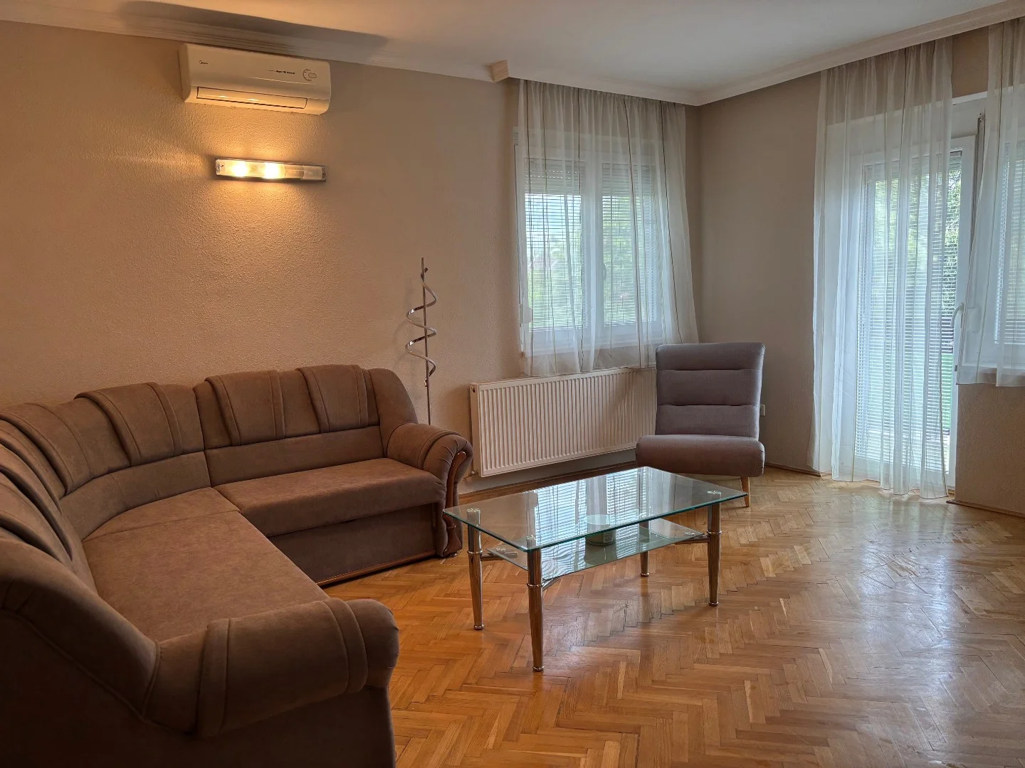 Kiadó tégla lakás Debrecen