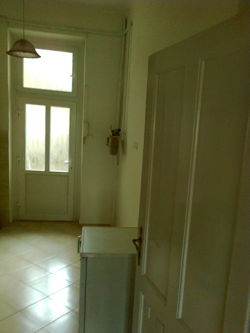 Kiadó tégla lakás Budapest 01. ker. Mészáros utca - Kép 5
