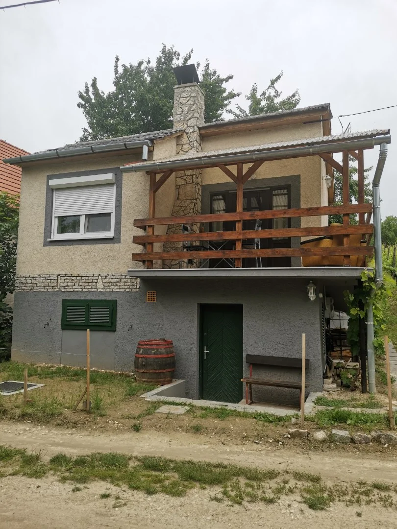 Eladó önálló nyaraló nyaraló / üdülő Fehérvárcsurgó Urak szőlője dűlő