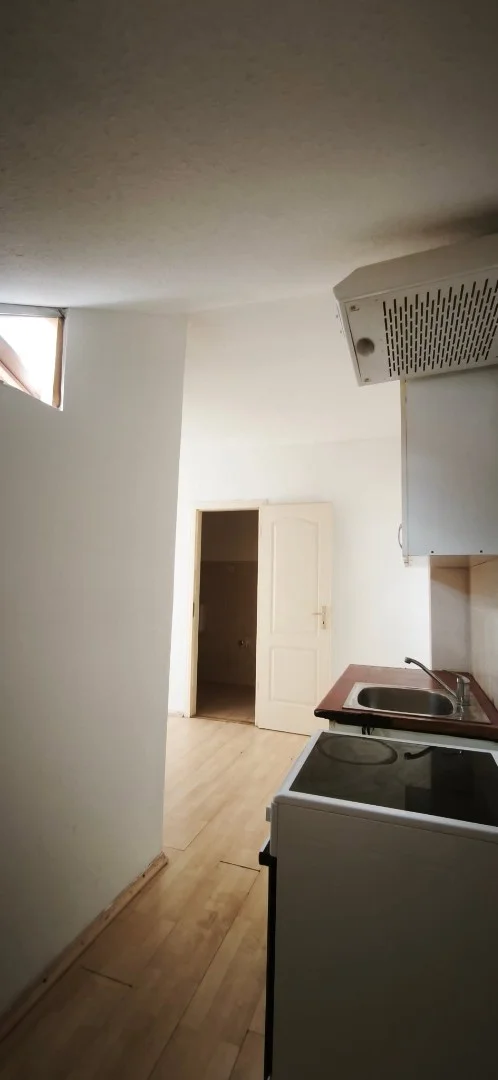 Eladó tégla lakás Dunaújváros - Kép 10