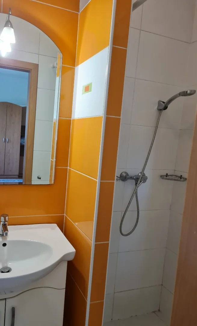 Kiadó panel lakás Pécs Őz utca - Kép 6