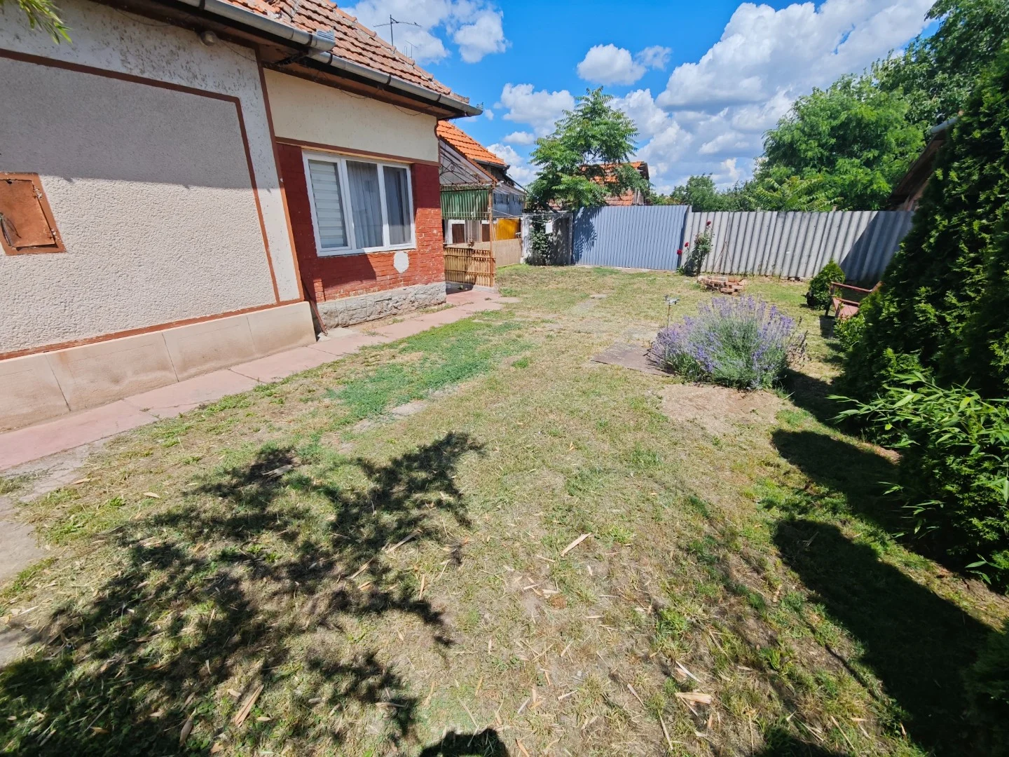 Eladó családi ház Gyula - Kép 13