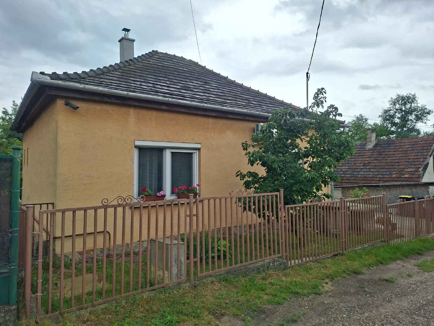 Eladó családi ház Tatabánya Tompa Mihály utca