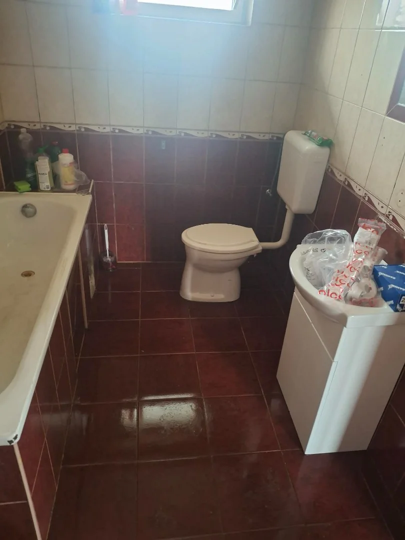 Eladó családi ház Debrecen Èger - Kép 6