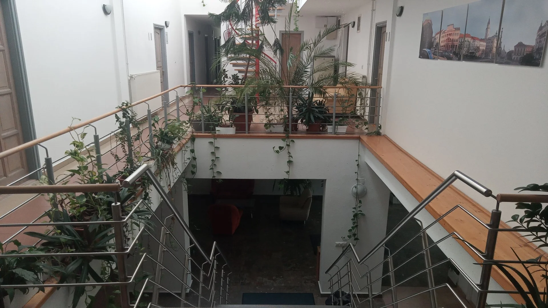 Kiadó iroda iroda / üzlet / kereskedelmi / szolgáltató Pécs Őz utca - Kép 3