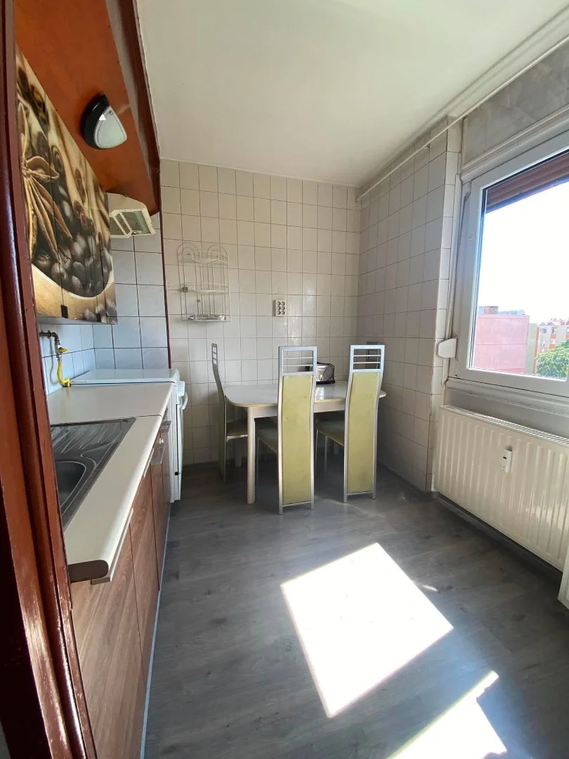 Eladó panel lakás Dunaújváros - Kép 11