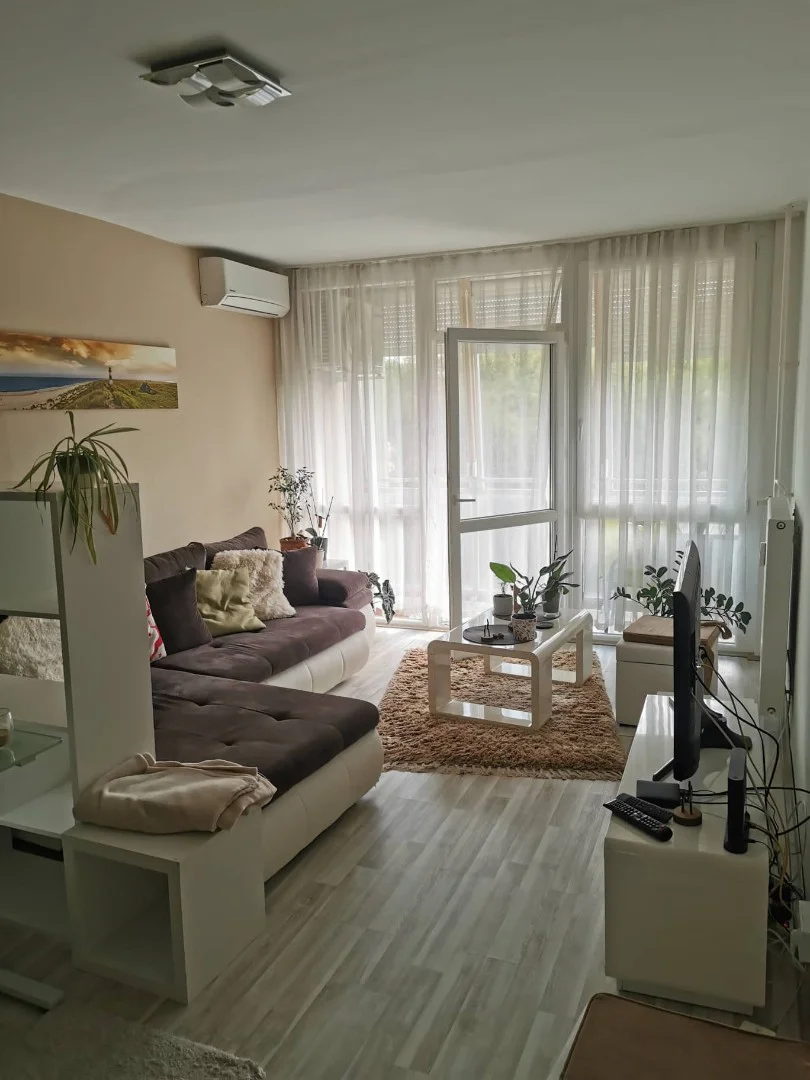 Kiadó panel lakás Pécs Budai Nagy Antal