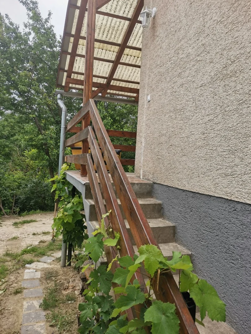 Eladó önálló nyaraló nyaraló / üdülő Fehérvárcsurgó Urak szőlője dűlő - Kép 2