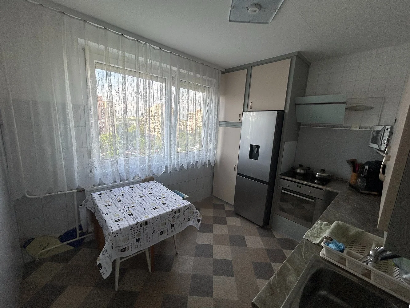 Eladó panel lakás Debrecen - Kép 7