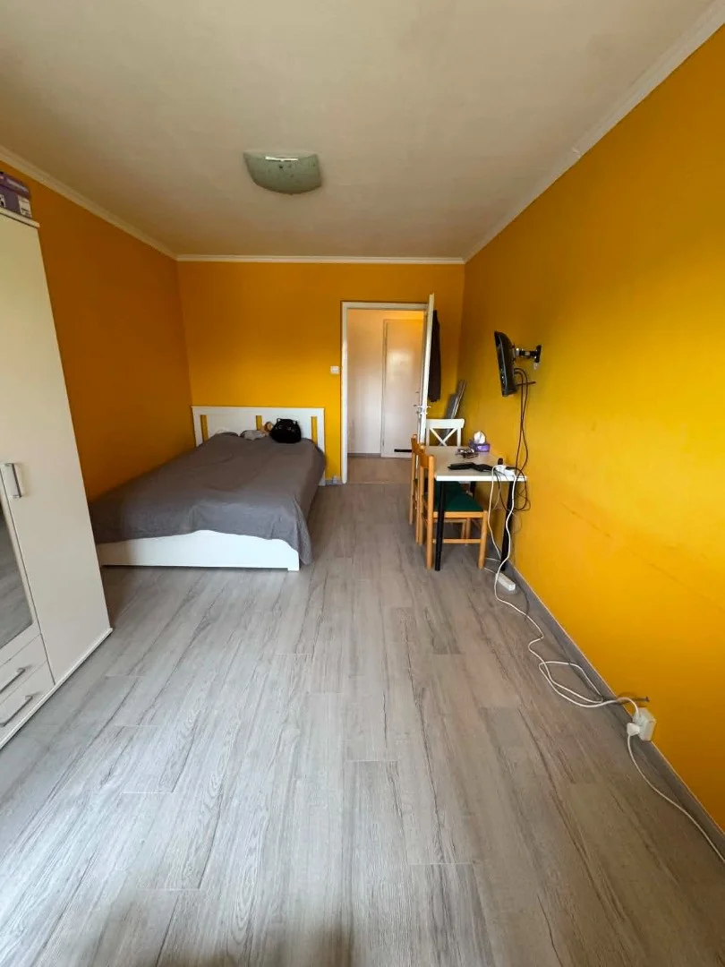 Eladó panel lakás Budapest 03. ker. Szőlő - Kép 3