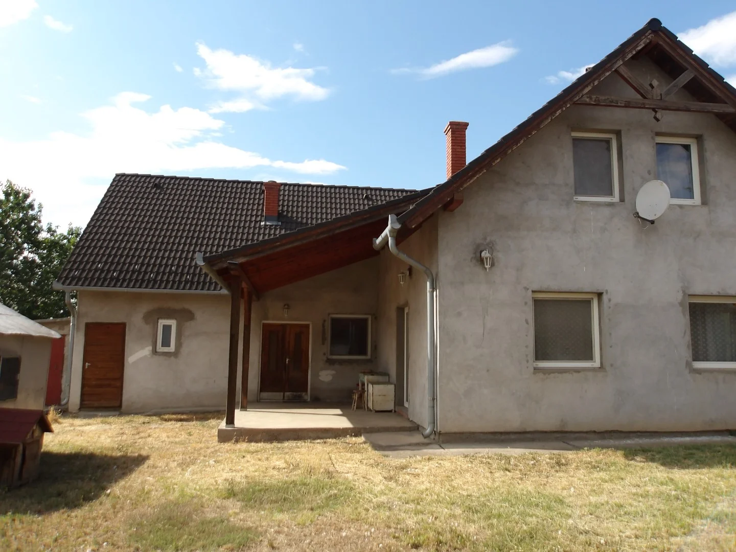 Eladó családi ház Nagyvenyim Árpád utca - Kép 3