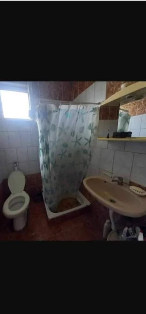 Eladó családi ház Apc BARÁTSÁG - Kép 10