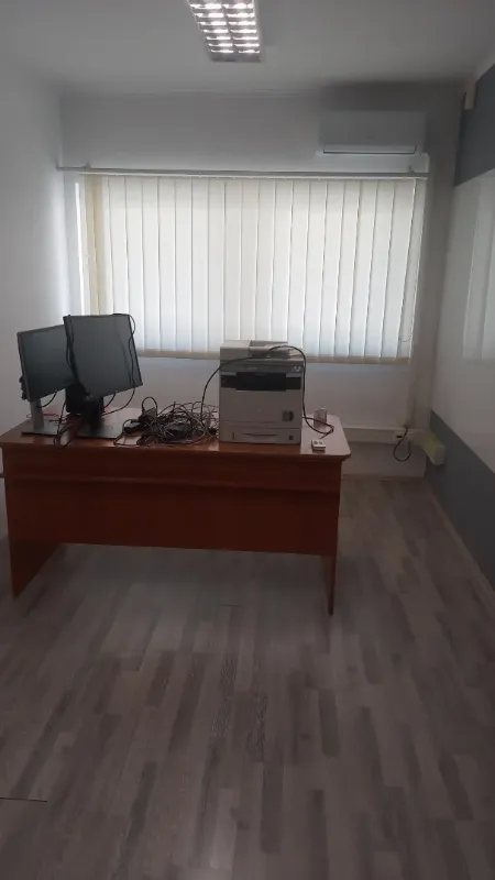 Kiadó iroda iroda / üzlet / kereskedelmi / szolgáltató Pécs Őz utca