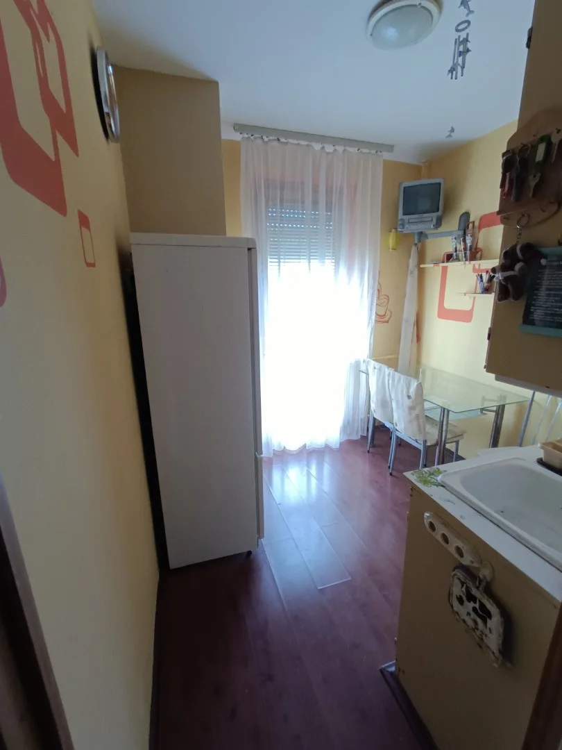 Eladó panel lakás Komló Hegyhát utca - Kép 9