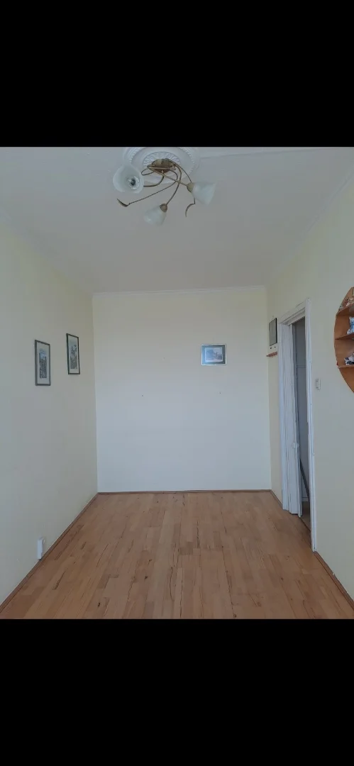 Eladó panel lakás Debrecen Hajó utca - Kép 2