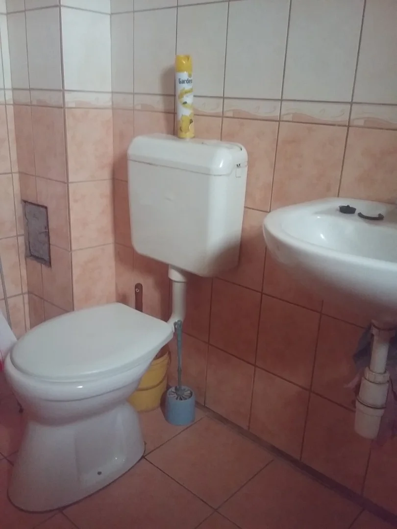 Eladó családi ház Bakonytamási - Kép 8