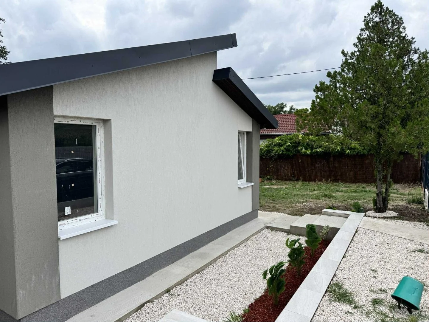 Eladó családi ház Debrecen - Kép 2