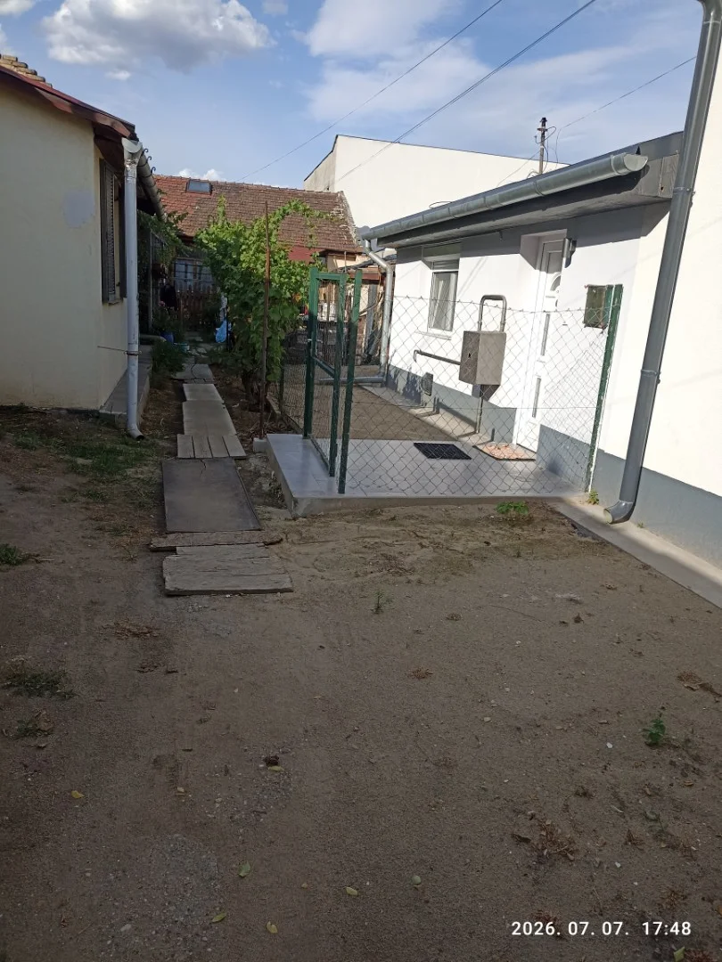 Eladó családi ház Budapest 20. ker. - Kép 3