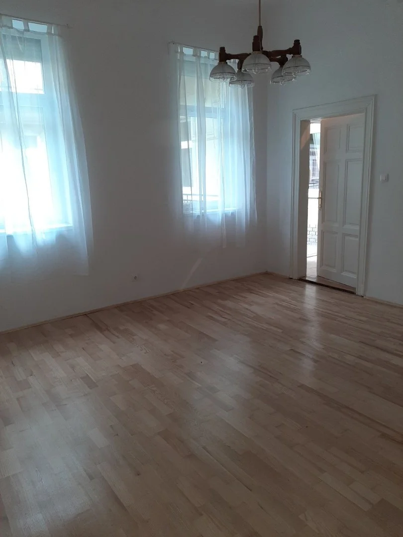 Eladó tégla lakás Budapest 07. ker. István utca - Kép 6