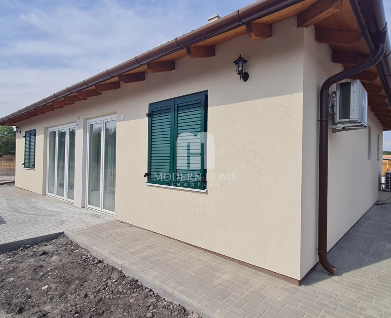 Eladó családi ház Székesfehérvár