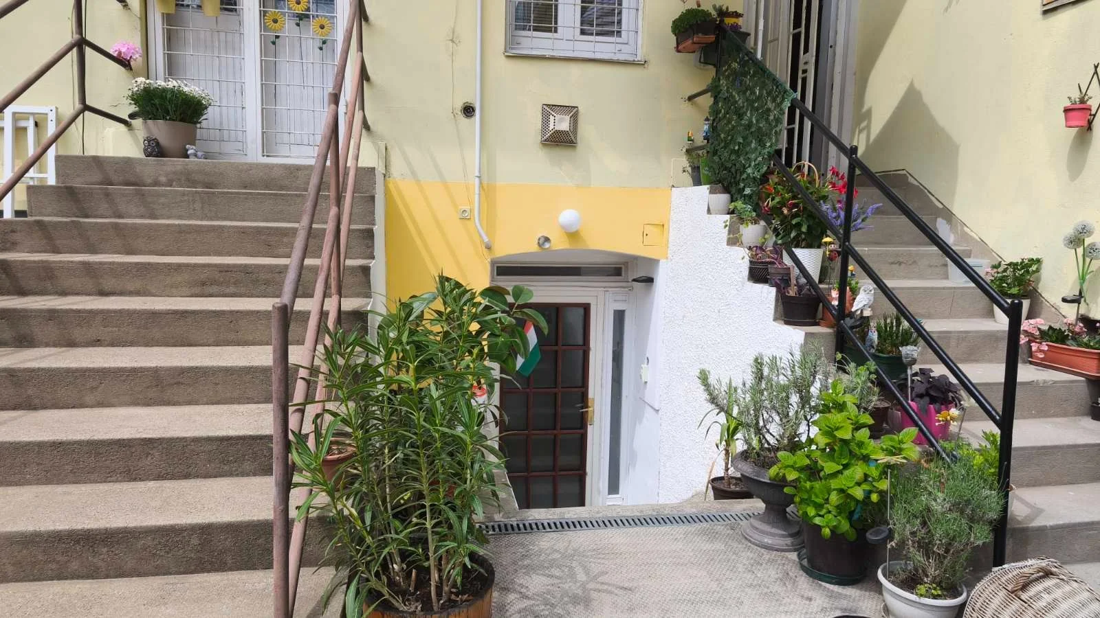 Eladó tégla lakás Budapest 14. ker. Erzsébet királyné útja - Kép 16