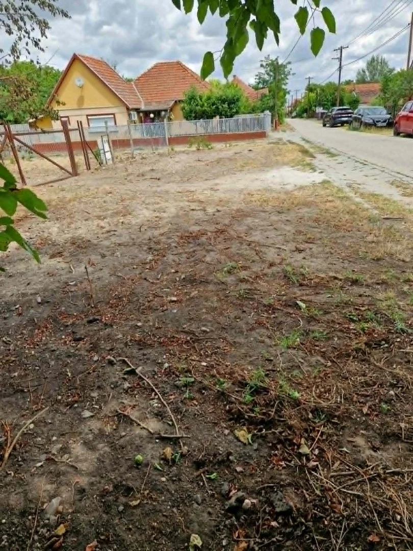 Eladó építési telek Újszilvás Ady E. út - Kép 2