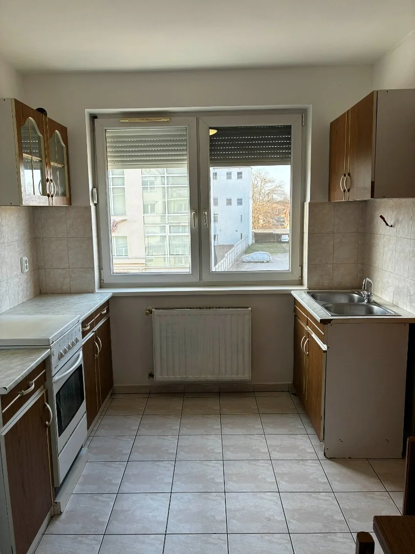 Eladó tégla lakás Debrecen Csapó - Kép 8