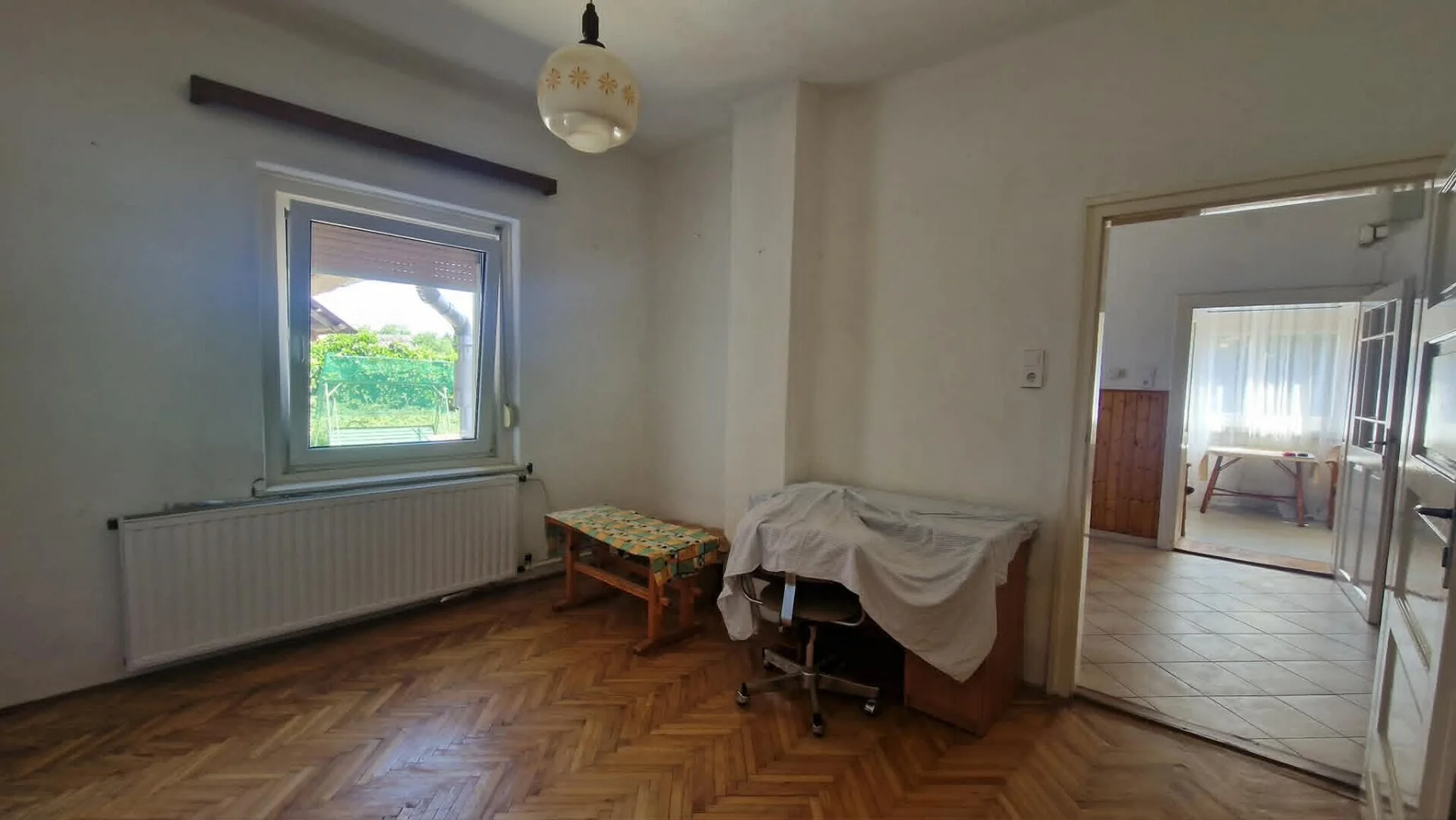 Eladó családi ház Komárom Akácfa utca - Kép 10