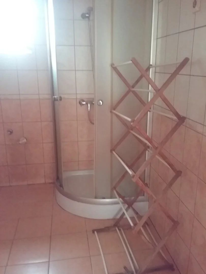 Eladó családi ház Bakonytamási - Kép 4
