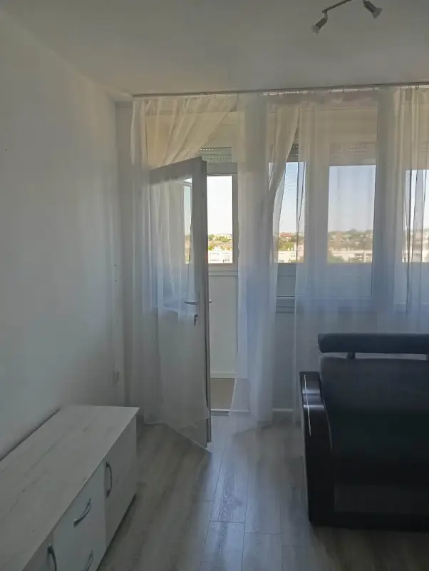 Eladó panel lakás Nyíregyháza Toldi