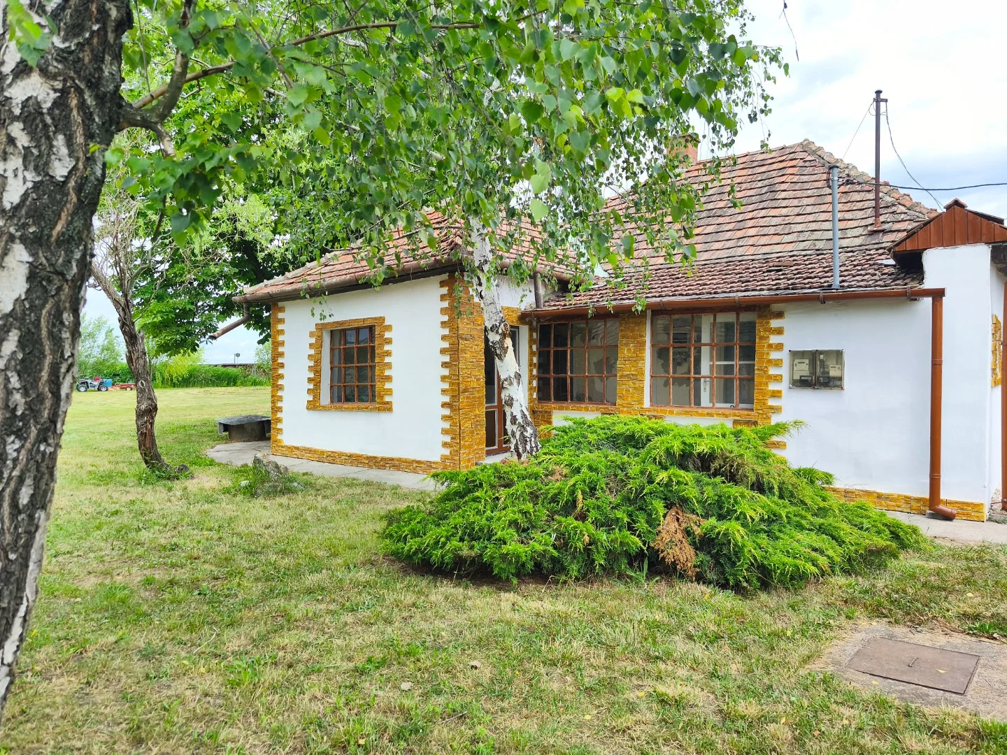 Eladó önálló nyaraló nyaraló / üdülő Kisköre Árpád Vezér út