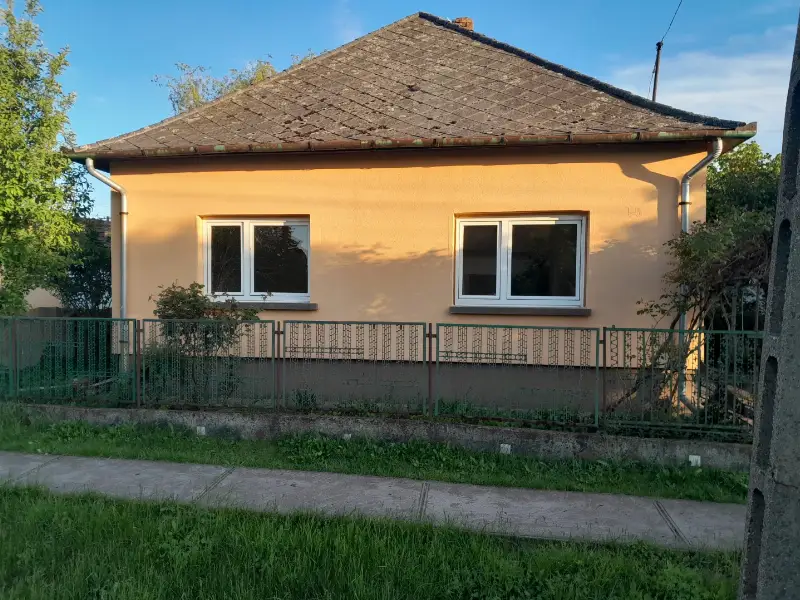 Eladó családi ház Püspökladány Gárdonyi Géza