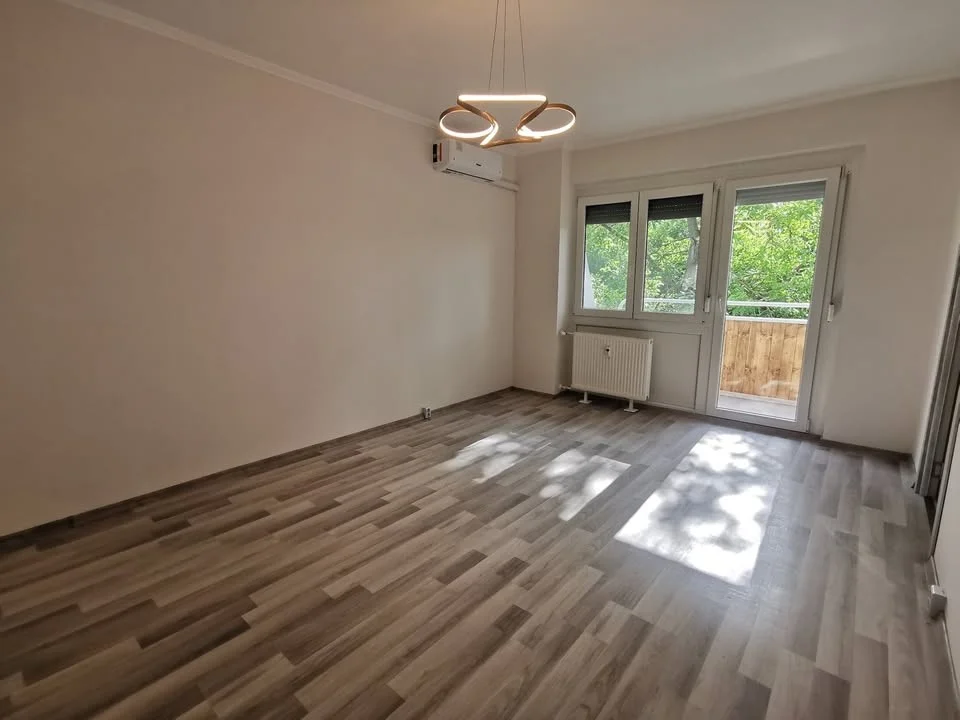 Eladó panel lakás Szeged Cső - Kép 11