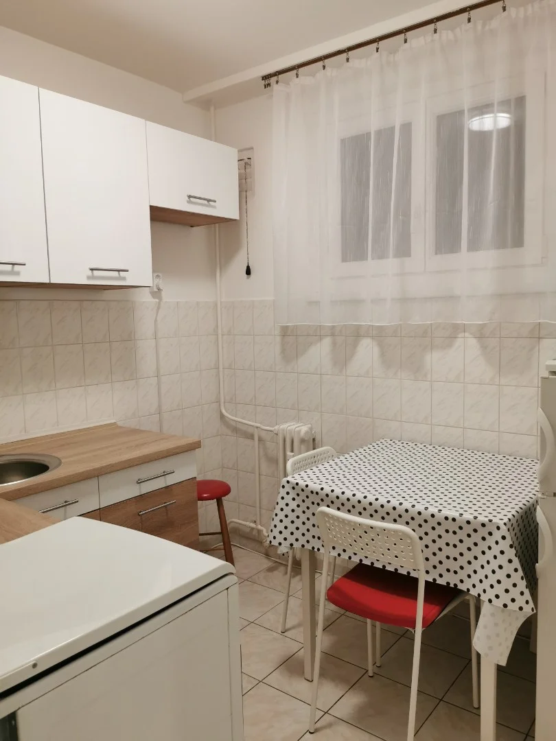 Kiadó panel lakás Debrecen Darabos utca - Kép 12