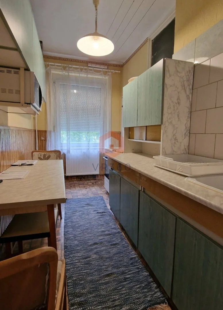 Eladó tégla lakás Komló Petőfi tér - Kép 5