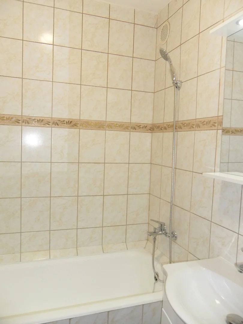 Eladó panel lakás Debrecen Böszörményi - Kép 12