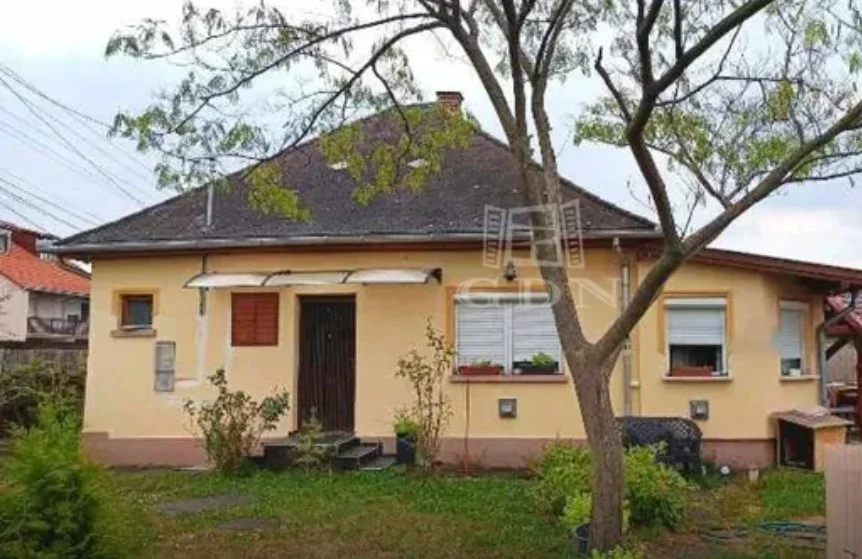 Eladó családi ház Adács József A.utca