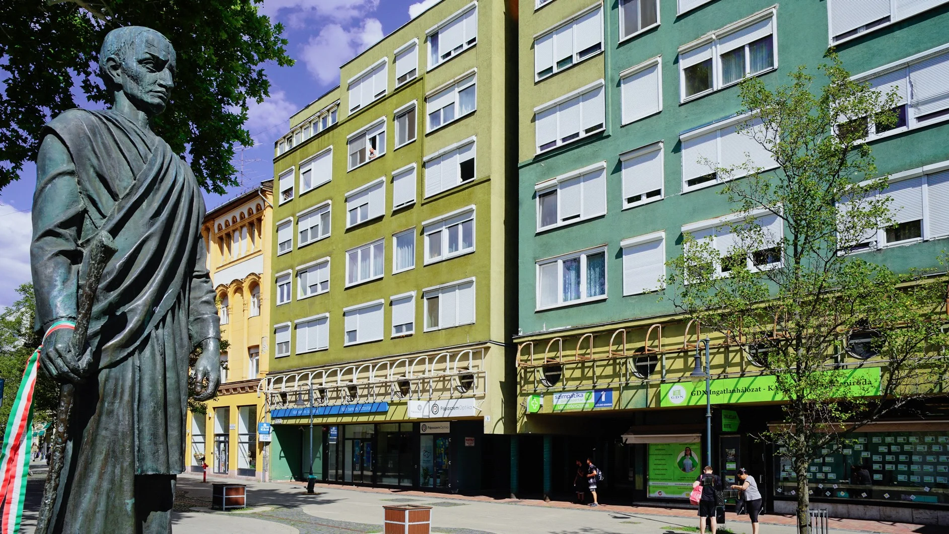 Eladó panel lakás Budapest 10. ker. Liget tér - Kép 2