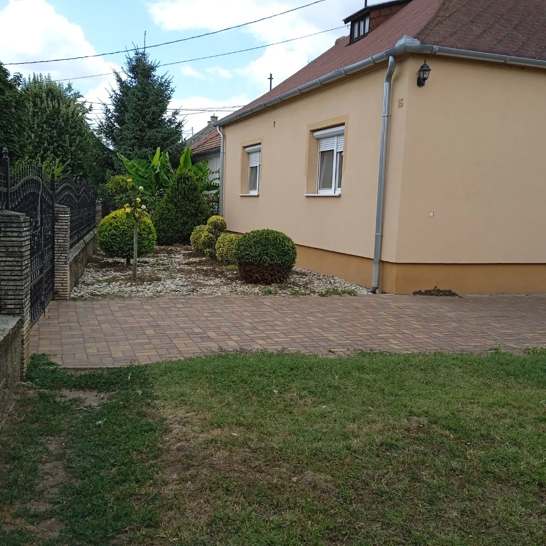 Eladó családi ház Győr Honfoglalás ut - Kép 5